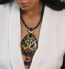 Rangrez Royale Pendant