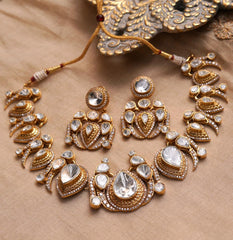 Breeze Drop Necklace Set